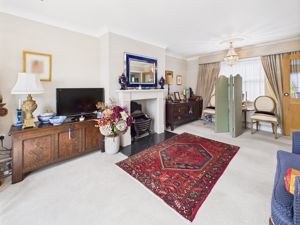 Living room- click for photo gallery